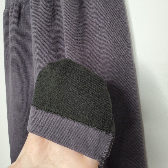 26) YELETE Thermal Leggings - Picture 4 of 10